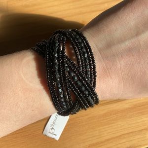 NWT black beaded bracelet